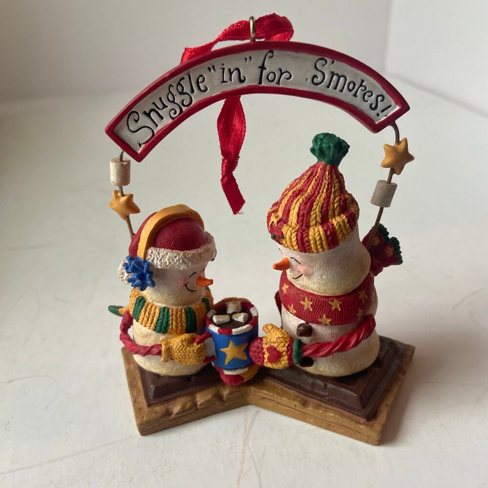 Gooseberry Patch Ornament Snuggle in for S'Mores! Snowman Woman Christmas No Box